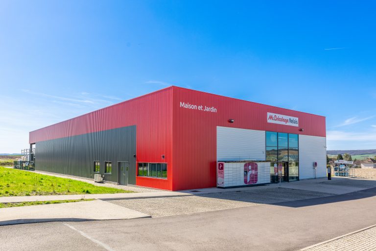 Photo du magasin Mr.Bricolage Relais Aillant sur Tholon